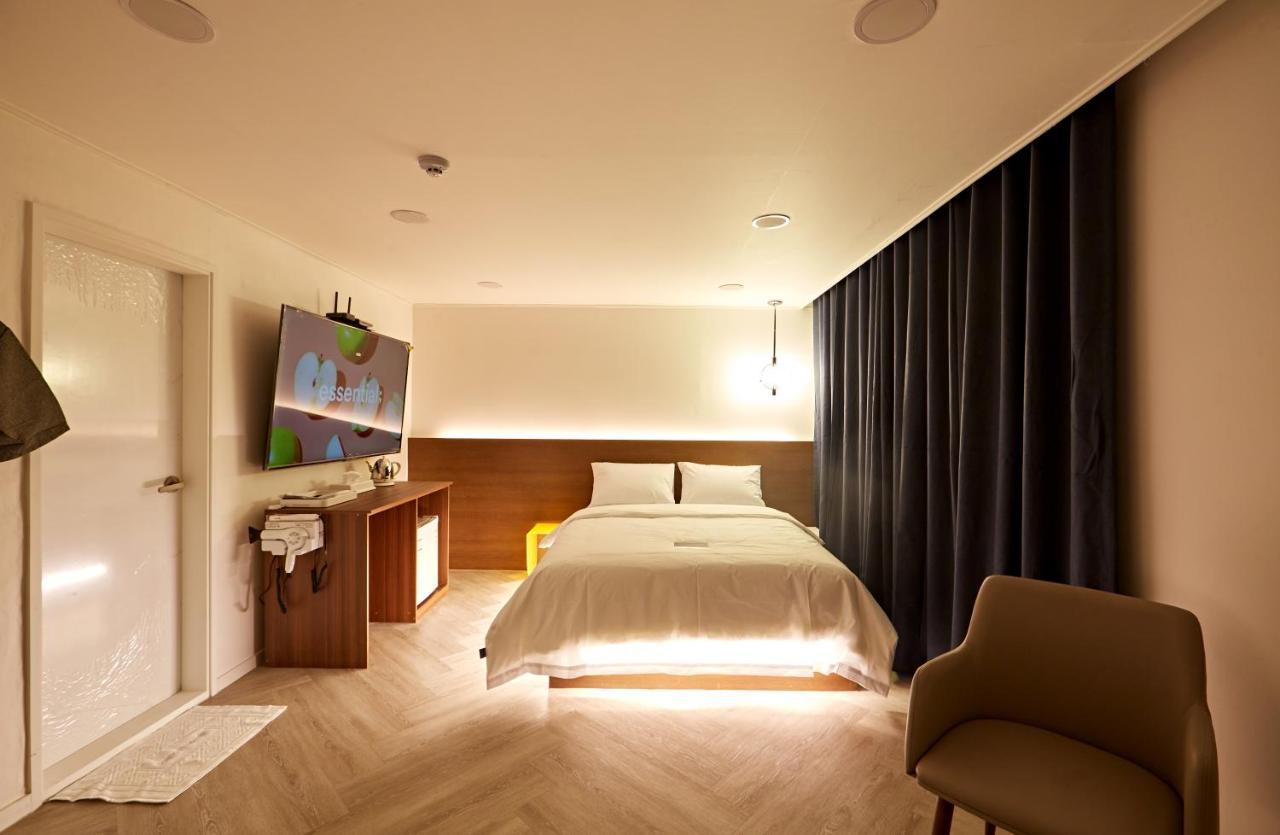 Hotel Sounds Jeonju Bagian luar foto