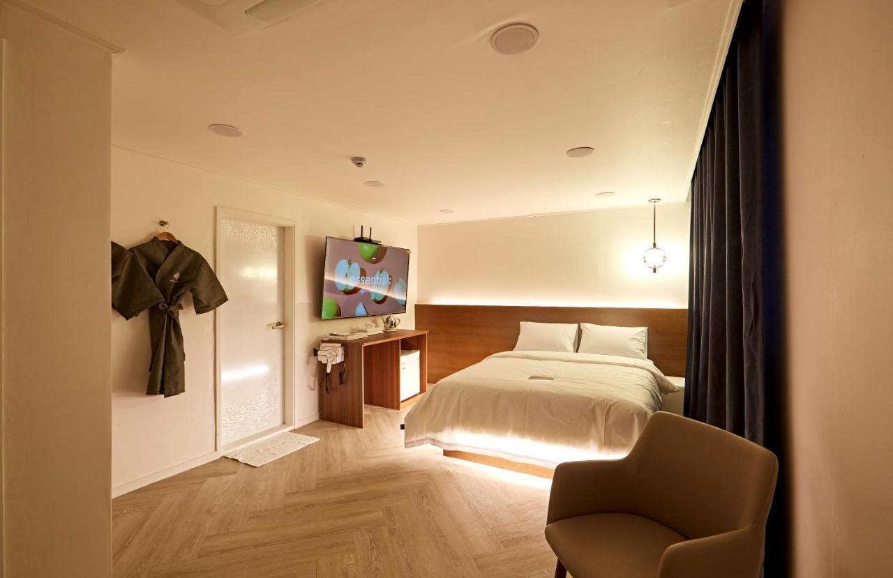 Hotel Sounds Jeonju Bagian luar foto