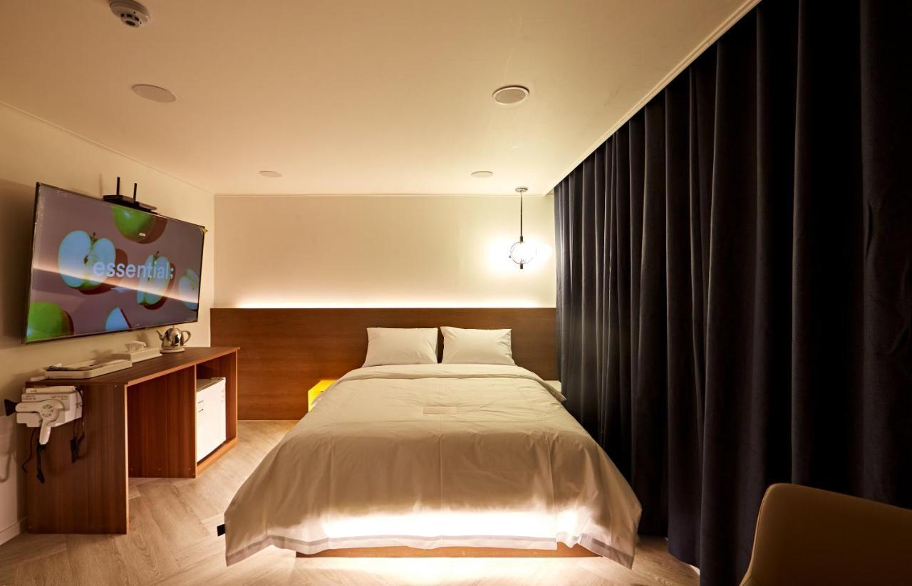 Hotel Sounds Jeonju Bagian luar foto